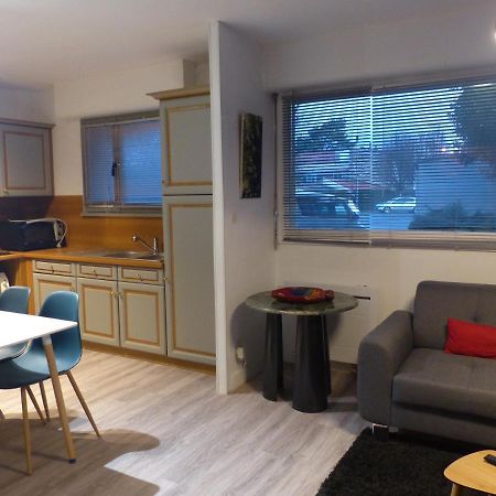 Grand Studio Confort Classe 3 Etoiles 罗什福尔 外观 照片