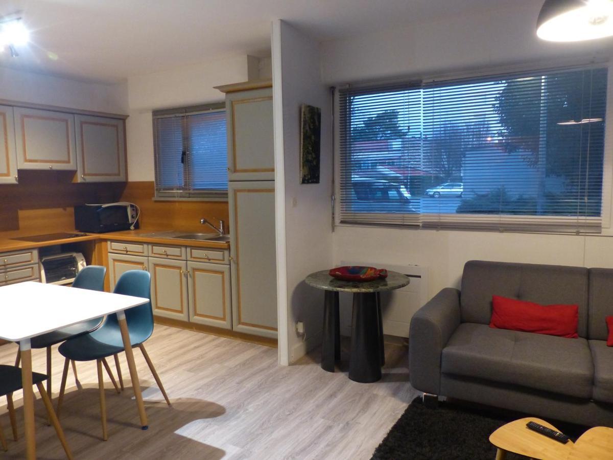 Grand Studio Confort Classe 3 Etoiles 罗什福尔 外观 照片